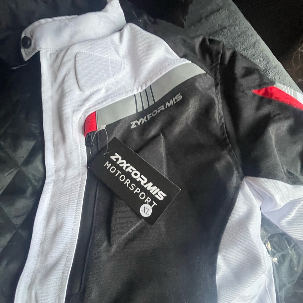 Motorcycle jacket
